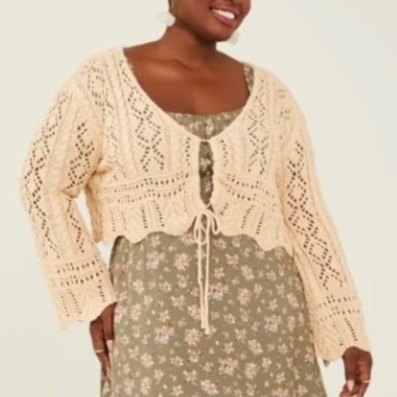 ARULA Sweaters - ARULA Cream Knit Cardigan - NWT ‼️